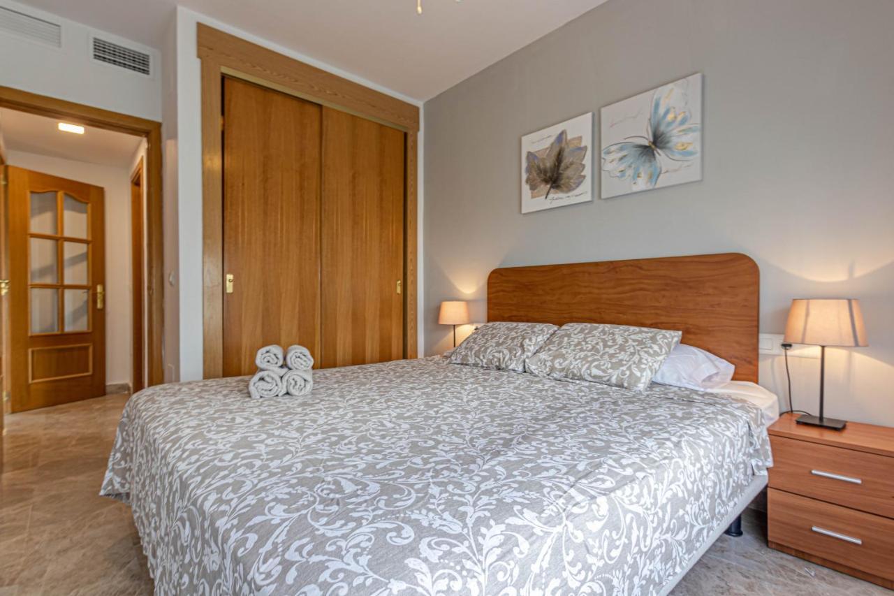 797 Holiday Rentals- Duplex Para 7 En La Carihuela A 1 Min De La Playa توريمولينوس المظهر الخارجي الصورة