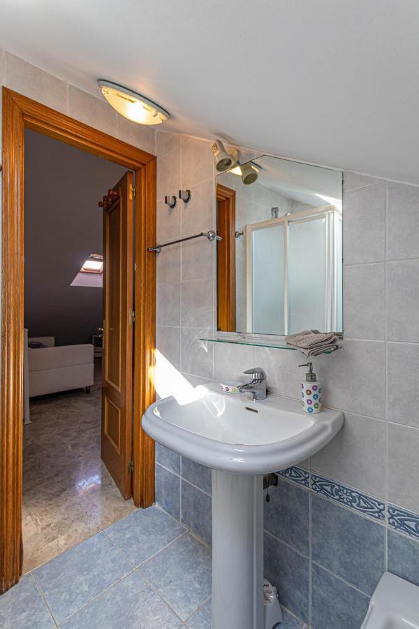 797 Holiday Rentals- Duplex Para 7 En La Carihuela A 1 Min De La Playa توريمولينوس المظهر الخارجي الصورة